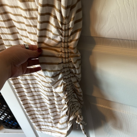 Side-Cinch Dress - Picture 4 of 6